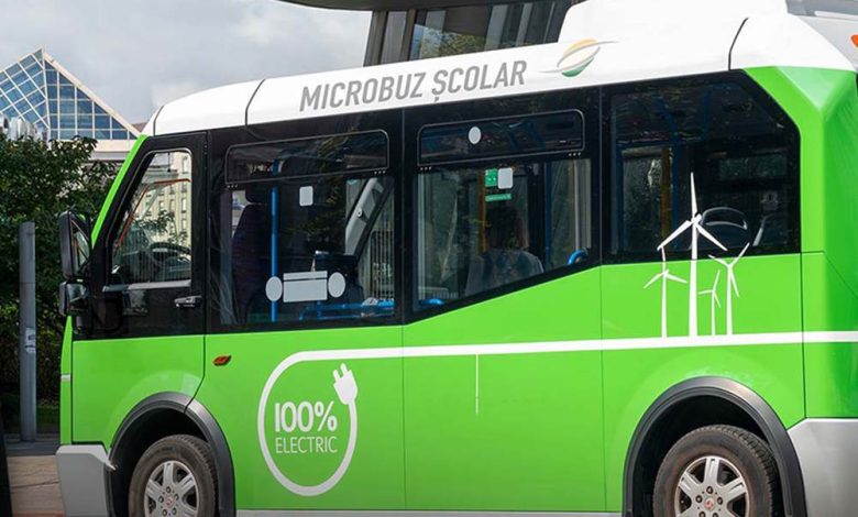 Conducerea Fondului Național de Mediu a semnat contractul de finanțare pentru cele 17 microbuze electrice din Arad