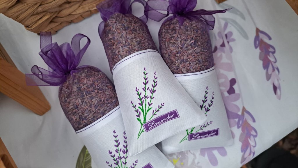 Blestemul Sarmalelor la Conacul Zăgujeni - Vest Online.ro