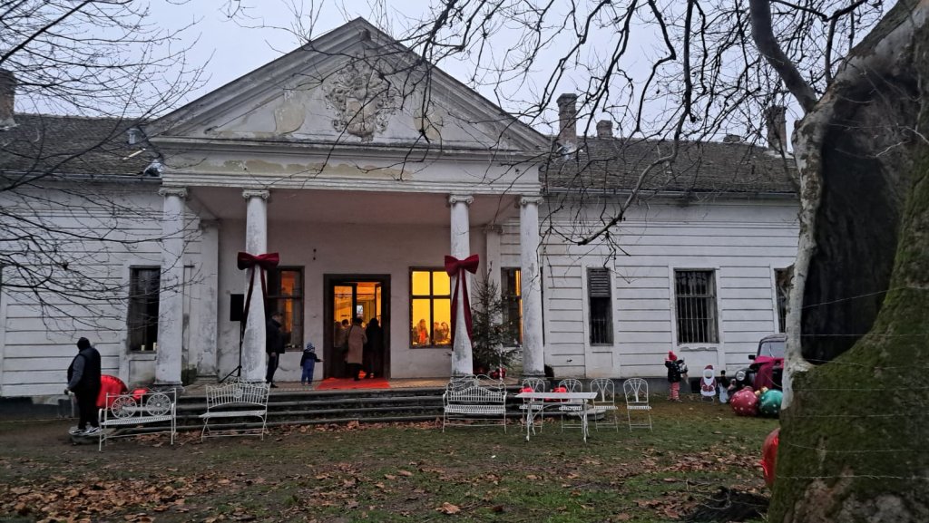 Blestemul Sarmalelor la Conacul Zăgujeni - Vest Online.ro