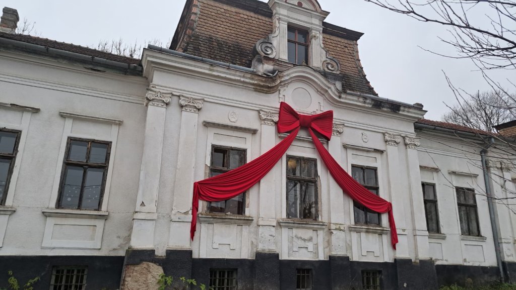 Blestemul Sarmalelor la Conacul Zăgujeni - Vest Online.ro