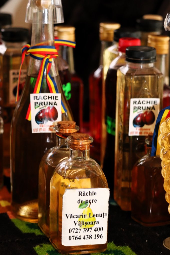 Blestemul Sarmalelor la Conacul Zăgujeni - Vest Online.ro