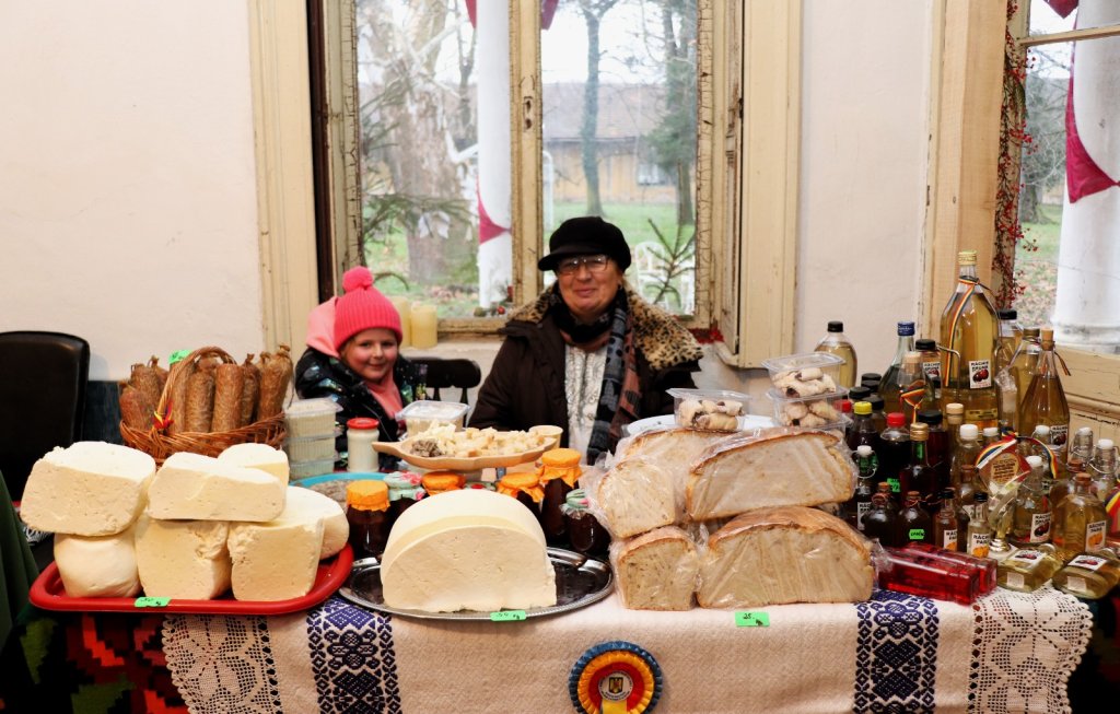 Blestemul Sarmalelor la Conacul Zăgujeni - Vest Online.ro