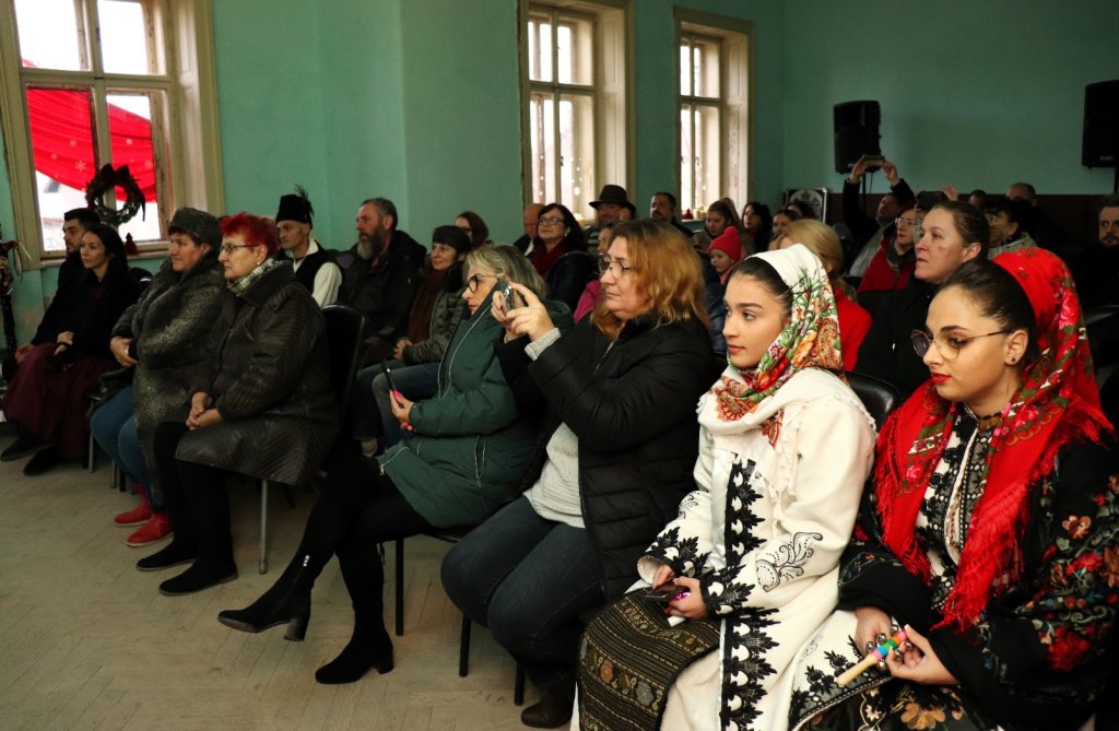 Blestemul Sarmalelor la Conacul Zăgujeni - Vest Online.ro