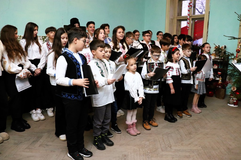 Blestemul Sarmalelor la Conacul Zăgujeni - Vest Online.ro