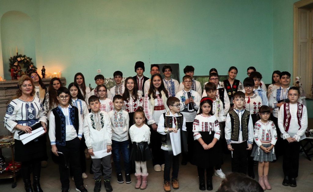 Blestemul Sarmalelor la Conacul Zăgujeni - Vest Online.ro