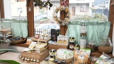 Când deschizi ușa AER, intri într-o comunitate