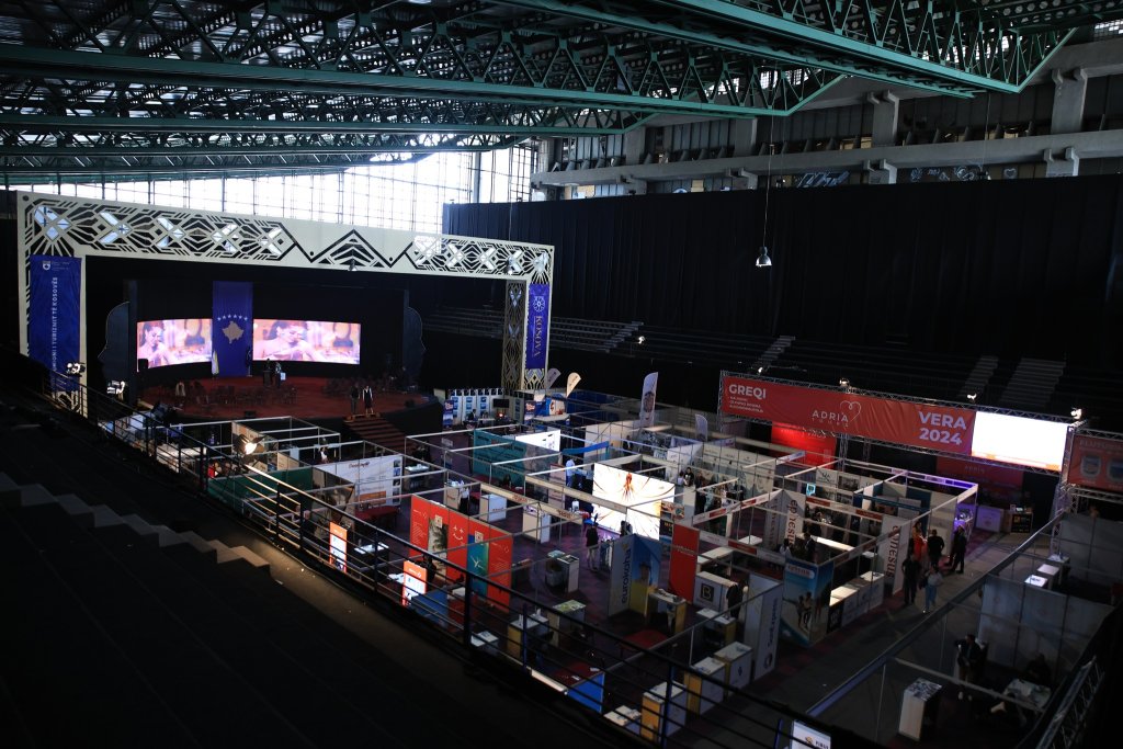 Târgul de Turism de la Priștina 2026 peste 400 de expozanți din 20 de țări vin în Kosovo