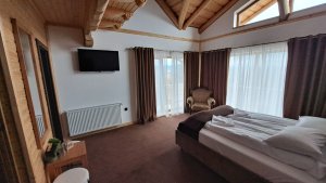 Alpina Blazna, complexul turistic din inima Munților Rodnei dezvoltat de doi tineri antreprenori