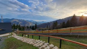 Alpina Blazna, complexul turistic din inima Munților Rodnei dezvoltat de doi tineri antreprenori