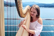 Muzica a plutit peste Colibița. Orchestra New Hope a transformat lacul într-o scenă, într-un concert spectaculos