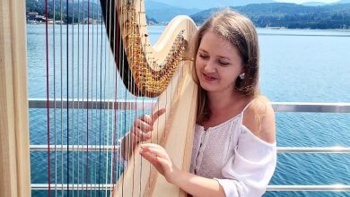 Muzica a plutit peste Colibița. Orchestra New Hope a transformat lacul într-o scenă, într-un concert spectaculos